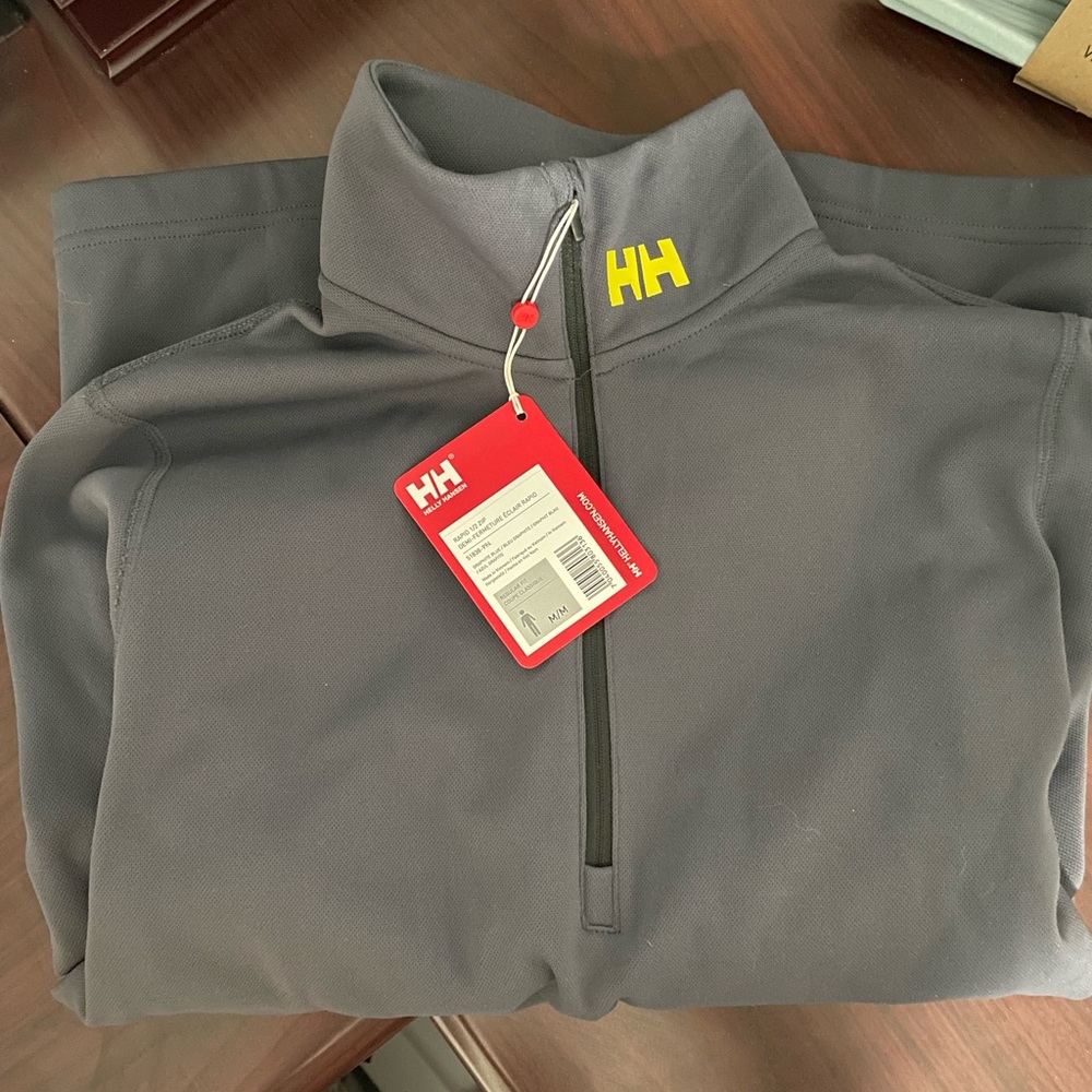 Helly Hansen mens medium pull over sweater